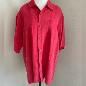Size Medium 100%Silk Vintage Tommy Bahama Shirt